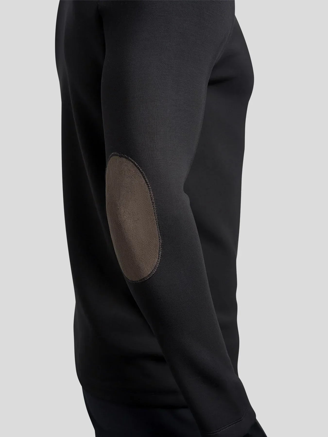 MANUEL - STRAKKE TRUI MET LANGE MOUWEN