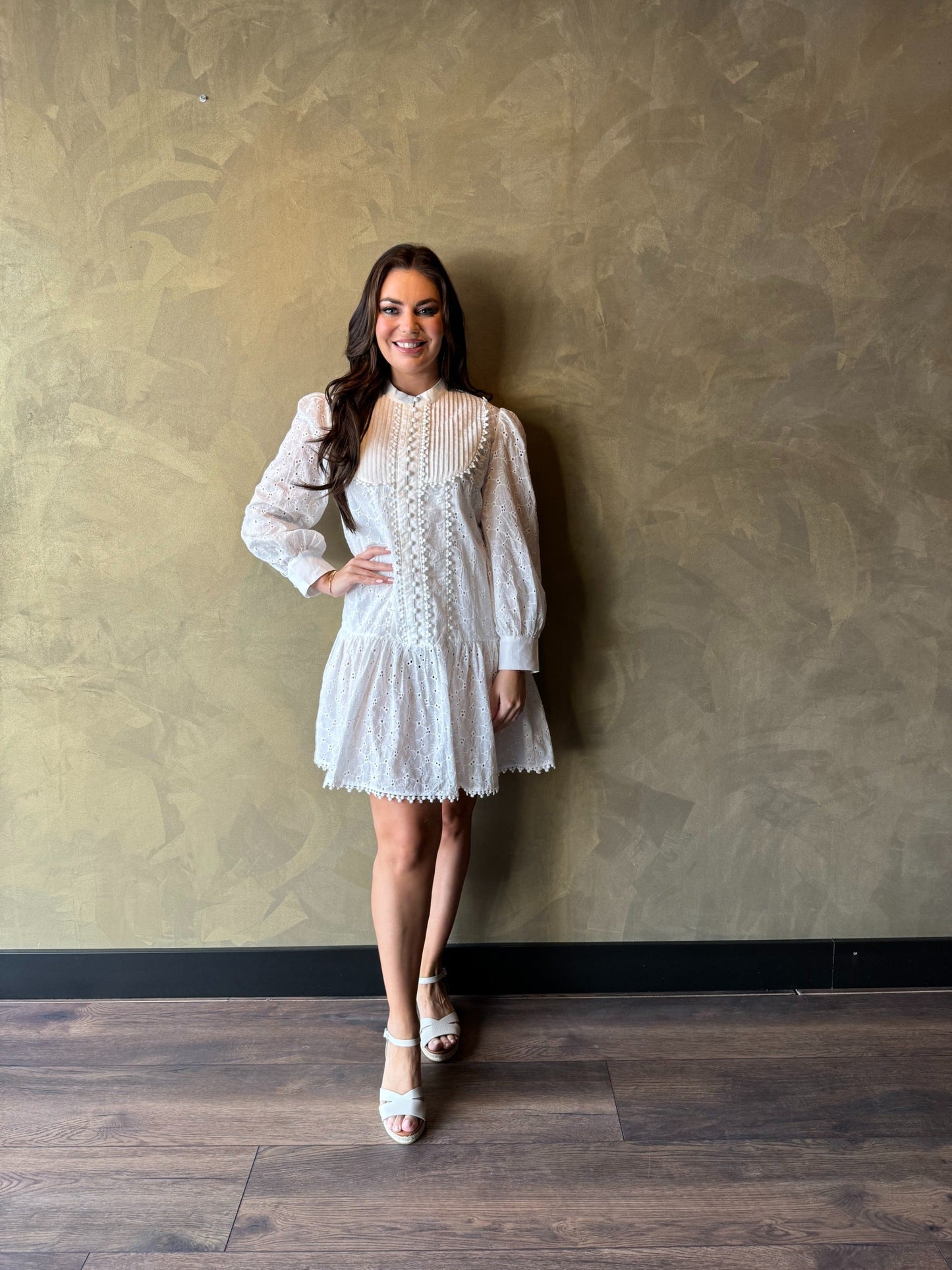 Jurk van geborduurd katoen